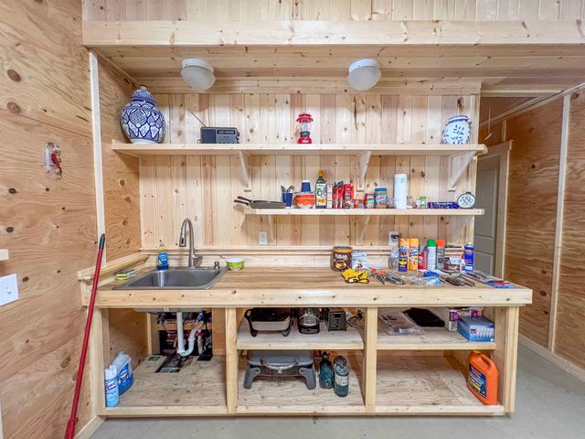 3402 Larkspur Way, Kettle Falls, WA 99141