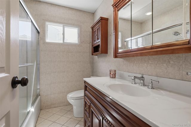 183 N Oak Street, Massapequa, NY 11758