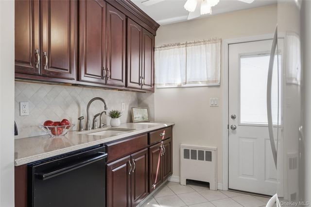 183 N Oak Street, Massapequa, NY 11758