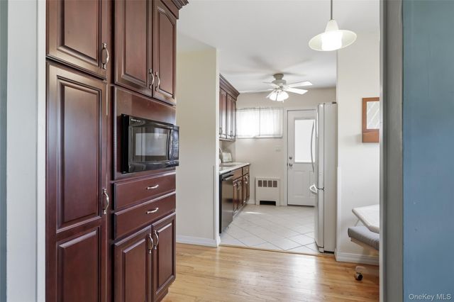 183 N Oak Street, Massapequa, NY 11758
