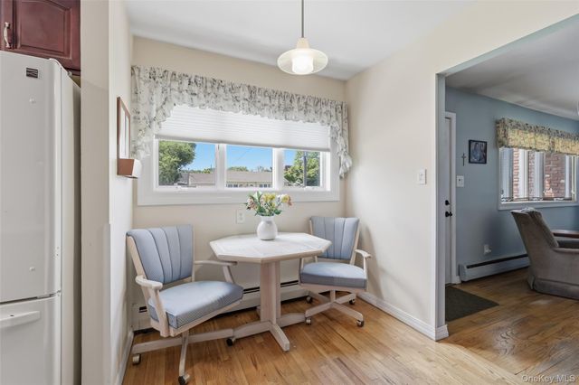 183 N Oak Street, Massapequa, NY 11758