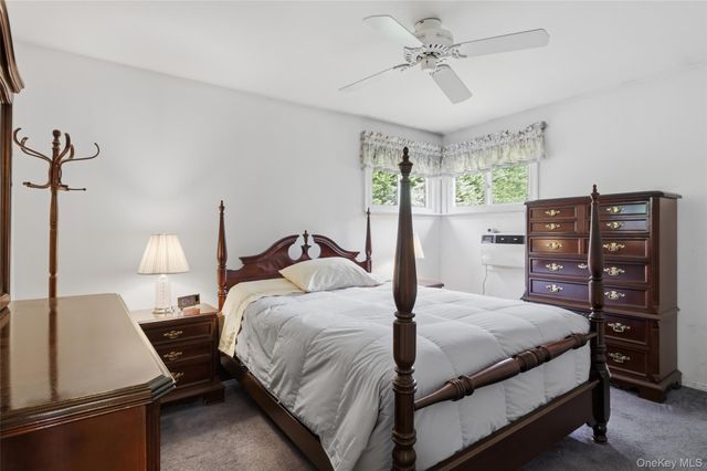 183 N Oak Street, Massapequa, NY 11758