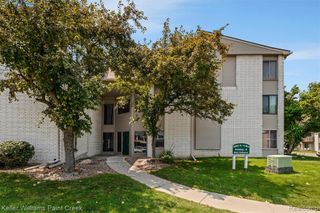 32005 W 12 Mile Road 205, Farmington, MI 48334