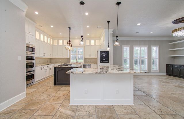 1703 Brookside Pine Lane, Houston, TX 77345