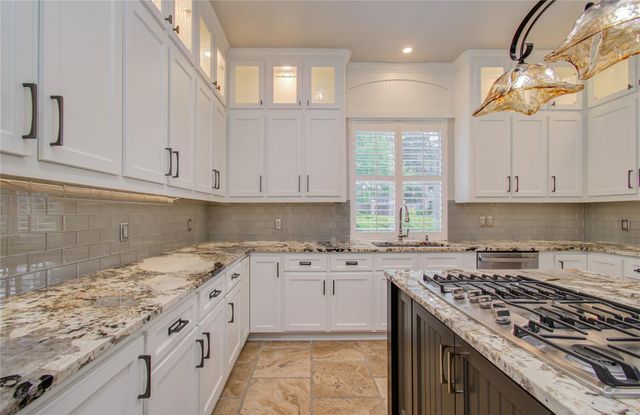 1703 Brookside Pine Lane, Houston, TX 77345