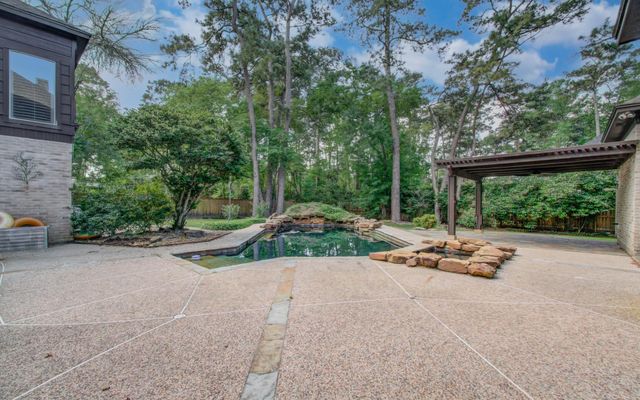 1703 Brookside Pine Lane, Houston, TX 77345
