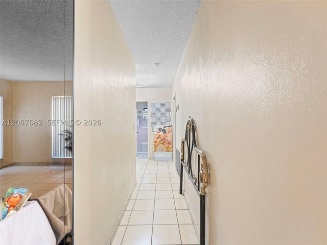 5440 E 7th Ave, Hialeah, FL 33013