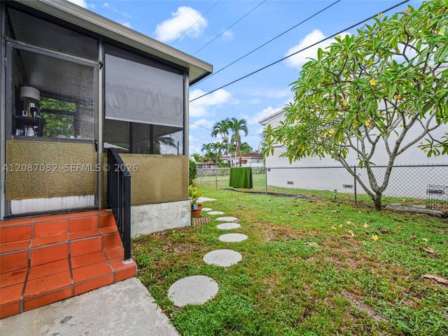 5440 E 7th Ave, Hialeah, FL 33013