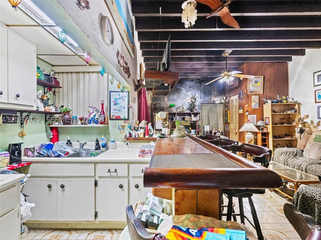 5440 E 7th Ave, Hialeah, FL 33013