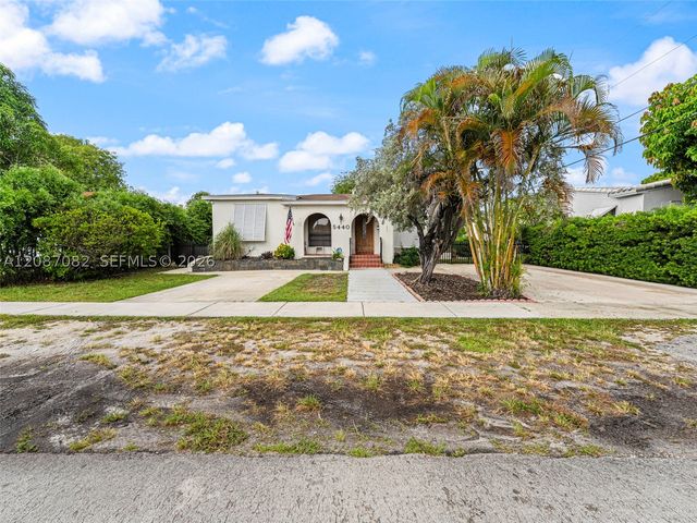 5440 E 7th Ave, Hialeah, FL 33013