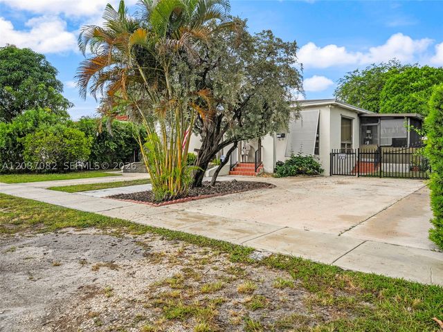 5440 E 7th Ave, Hialeah, FL 33013