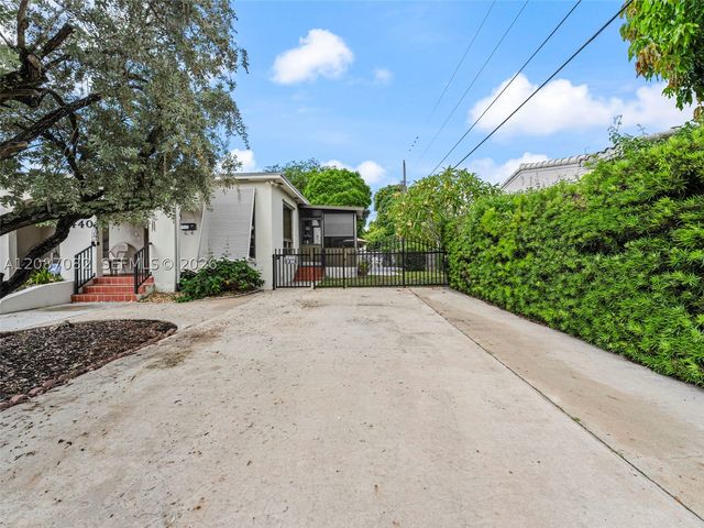 5440 E 7th Ave, Hialeah, FL 33013
