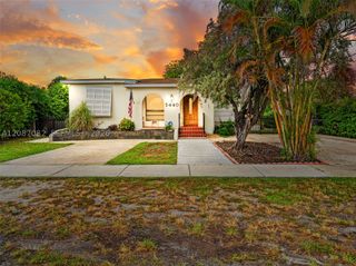 5440 E 7th Ave, Hialeah, FL 33013