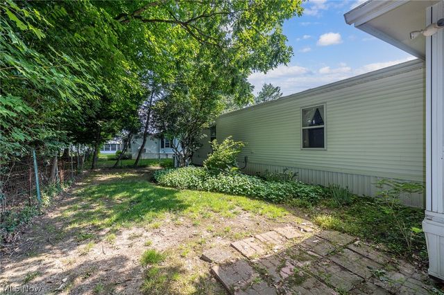12 Jessica Lane, Olmsted Twp, OH 44138