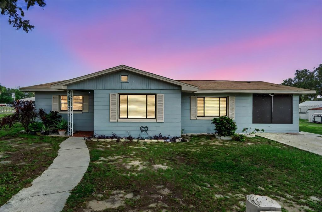 1 E PALM STREET, Davenport, FL 33837