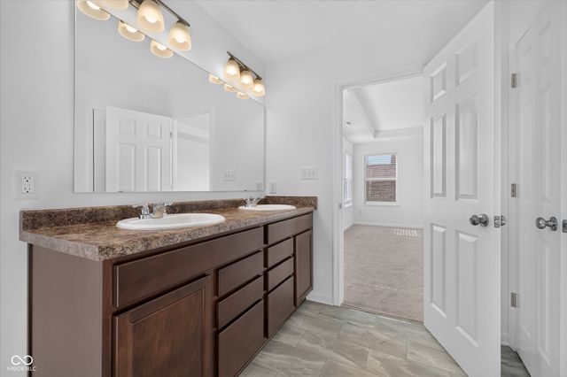 5115 Triple Crown Way, Indianapolis, IN 46237