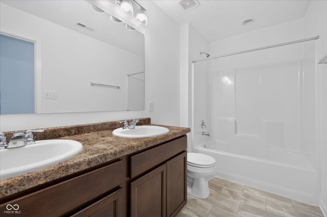 5115 Triple Crown Way, Indianapolis, IN 46237