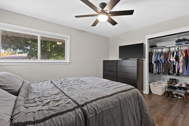 N58W18335 Juniper LANE, Menomonee Falls, WI 53051