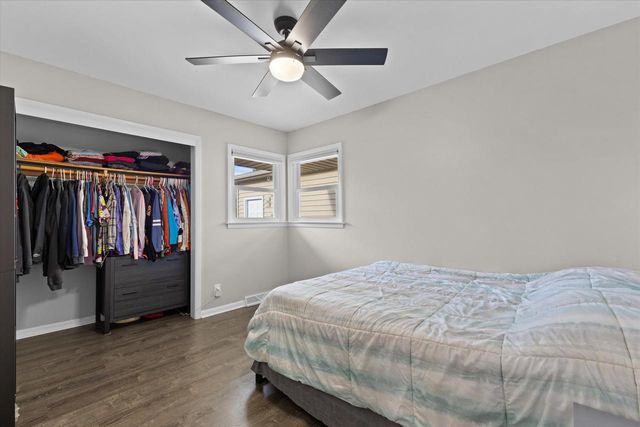 N58W18335 Juniper LANE, Menomonee Falls, WI 53051