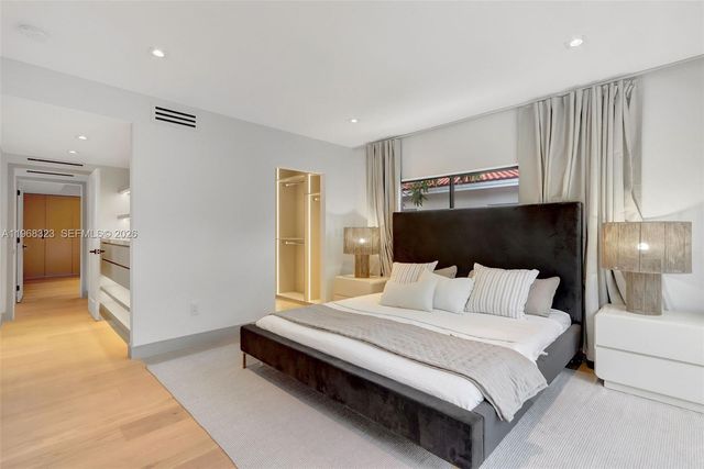 9048 Dickens Ave, Surfside, FL 33154