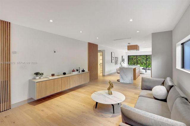 9048 Dickens Ave, Surfside, FL 33154