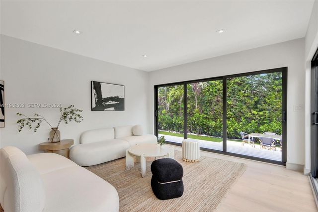 9048 Dickens Ave, Surfside, FL 33154