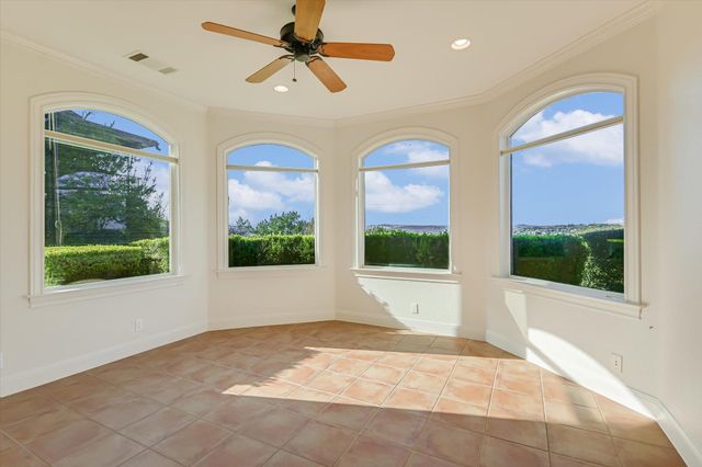 216 CORINTHIAN ST, Lakeway, TX 78734