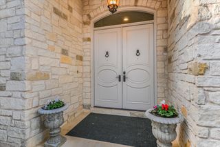 216 CORINTHIAN ST, Lakeway, TX 78734