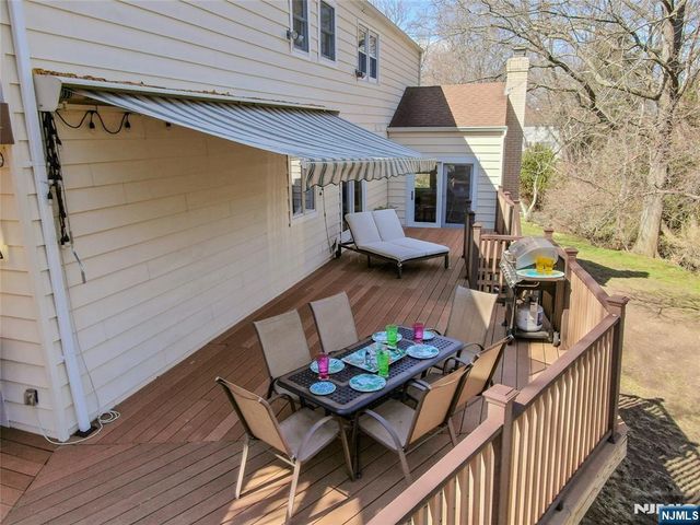 42-08 Cosgrove Court, Fair Lawn, NJ 07410