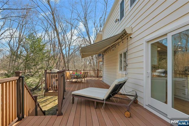 42-08 Cosgrove Court, Fair Lawn, NJ 07410