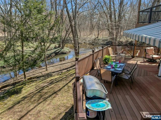 42-08 Cosgrove Court, Fair Lawn, NJ 07410