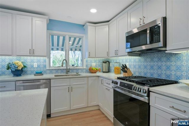 42-08 Cosgrove Court, Fair Lawn, NJ 07410