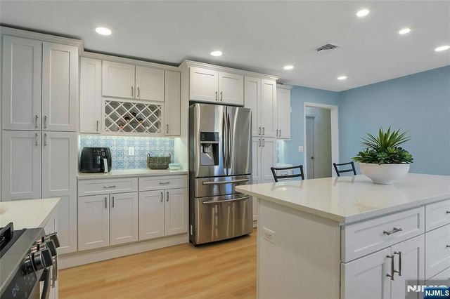 42-08 Cosgrove Court, Fair Lawn, NJ 07410