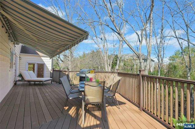 42-08 Cosgrove Court, Fair Lawn, NJ 07410