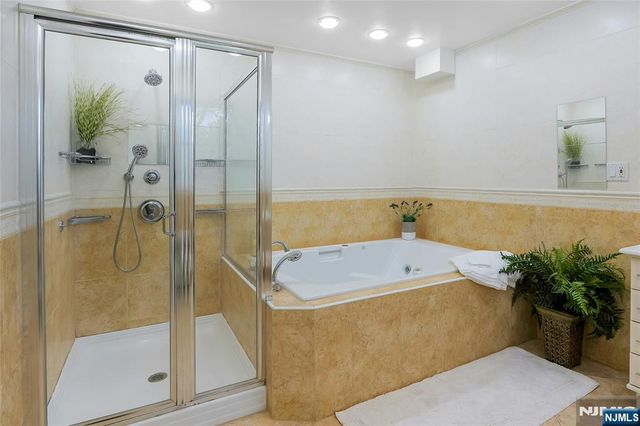 42-08 Cosgrove Court, Fair Lawn, NJ 07410