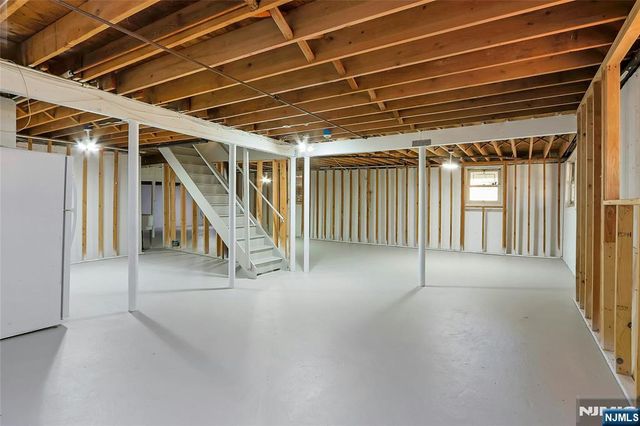 42-08 Cosgrove Court, Fair Lawn, NJ 07410