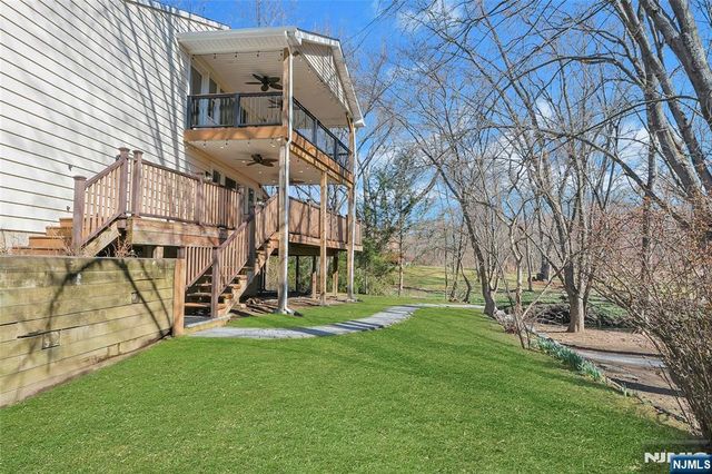 42-08 Cosgrove Court, Fair Lawn, NJ 07410