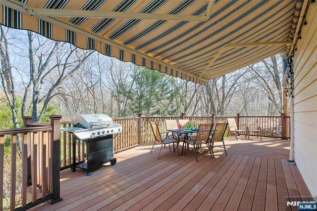 42-08 Cosgrove Court, Fair Lawn, NJ 07410