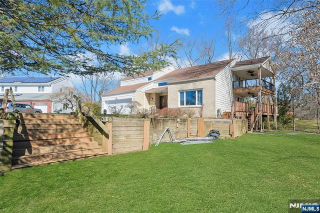 42-08 Cosgrove Court, Fair Lawn, NJ 07410