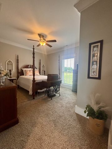 176 Post Oak Ln, Smithville, TN 37166