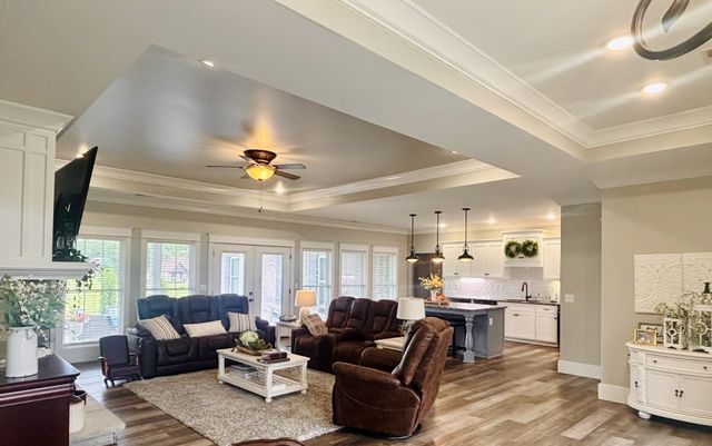176 Post Oak Ln, Smithville, TN 37166