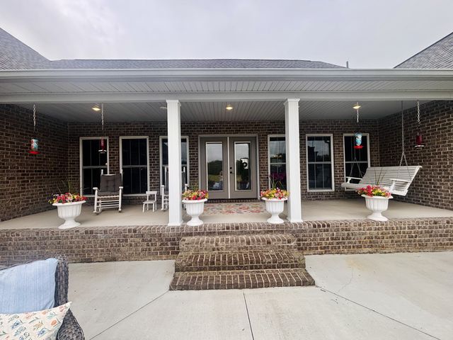 176 Post Oak Ln, Smithville, TN 37166