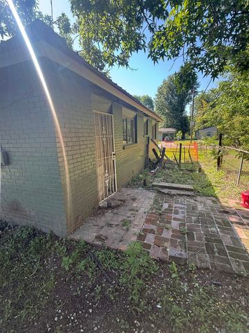 6127 Pontotoc St, Baton Rouge, LA 70812