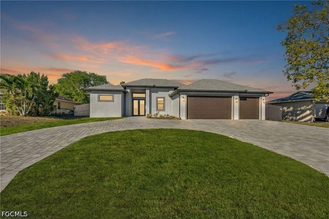118 NW 2nd AVE, Cape Coral, FL 33993