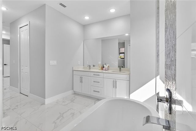 118 NW 2nd AVE, Cape Coral, FL 33993