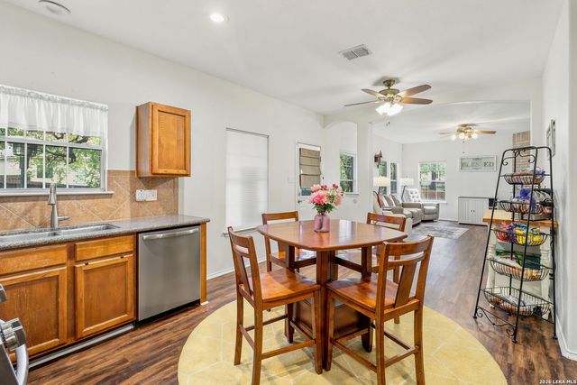 1006 Candlenut, San Antonio, TX 78245