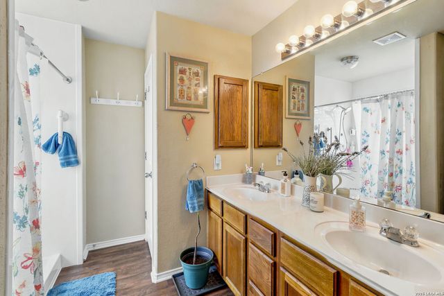 1006 Candlenut, San Antonio, TX 78245