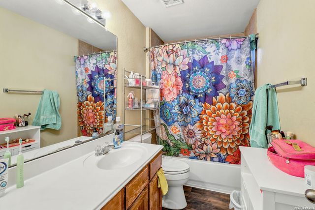 1006 Candlenut, San Antonio, TX 78245