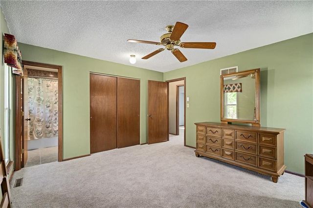 13020 S Raintree Drive, Olathe, KS 66062