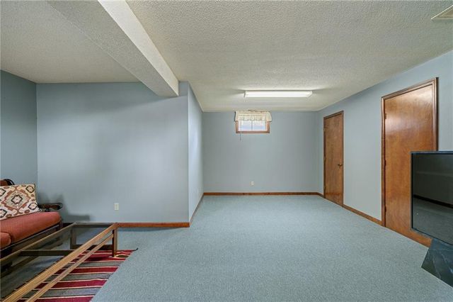 13020 S Raintree Drive, Olathe, KS 66062